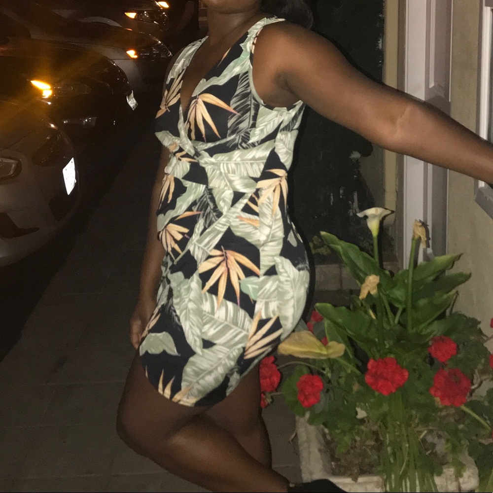 Tropical crossover dress